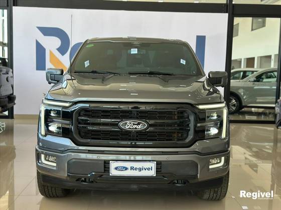 FORD F-150 5.0 V8 GASOLINA CD LARIAT FX4 AUTOMÁTICO
